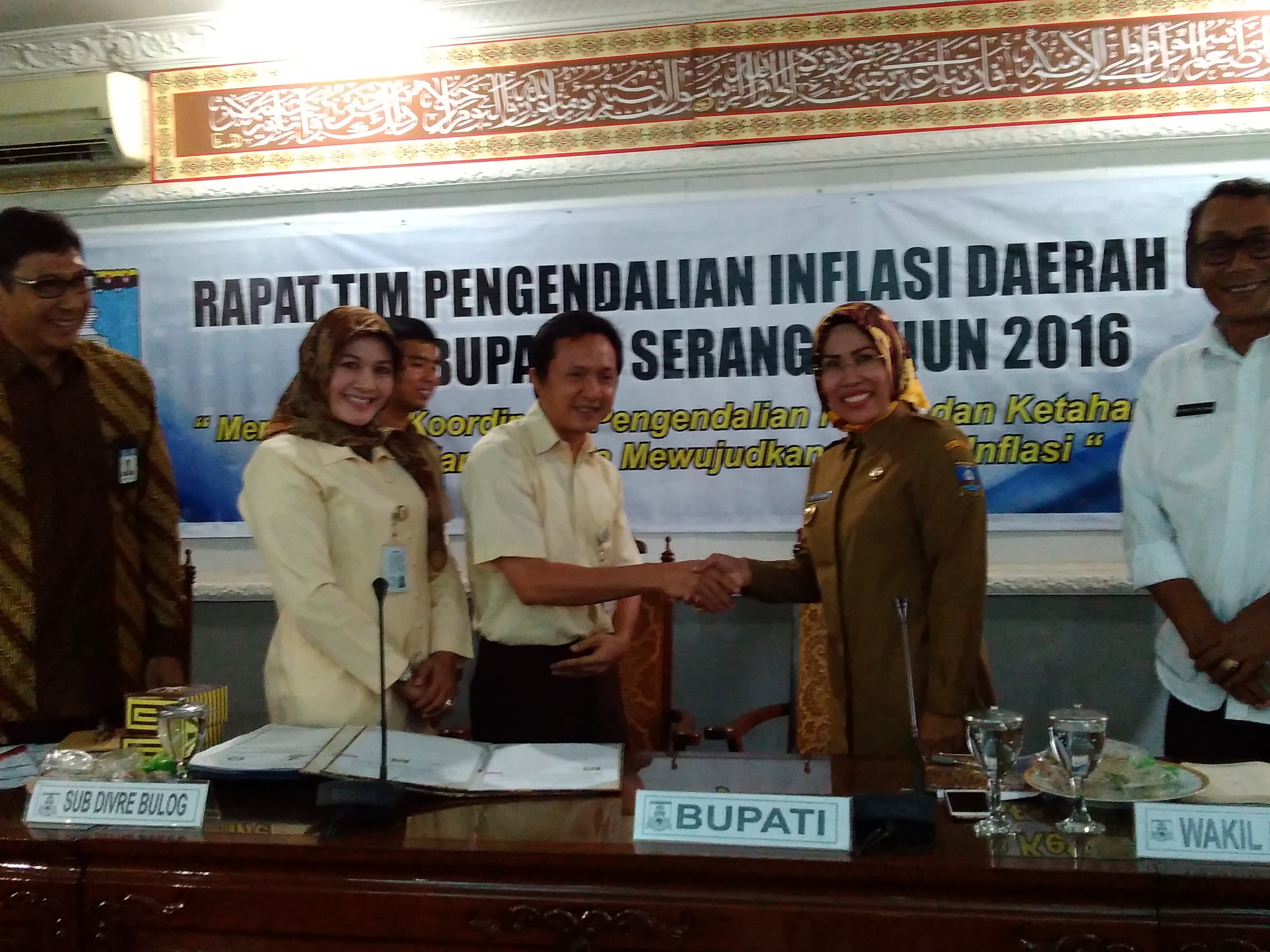 Kebutuhan Pokok Pegwai Pemkab Serang Dipasok Bulog