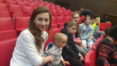 Copii ucraineni la Teatrul de copii și tineret „Căluțul de mare” din Constanța