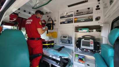 CONSTANȚA: Accident pe autostrada A2. Un motociclist este inconștient
