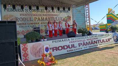 CUMPĂNA/FOTO: Festivalul „Rodul pământului – Zilele Recoltei” 2022