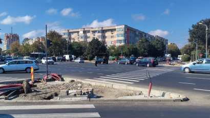 CONSTANȚA: Semafoarele de la Far au fost oprite temporar. Ce părere au șoferii și pietonii despre lucrările Primăriei