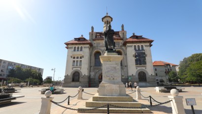 CONSTANŢA: 25 de statui și monumente istorice sunt în plin proces de restaurare