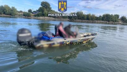 FOTO-VIDEO | CONSTANȚA, TULCEA: Braconaj piscicol pe mare și în Deltă – 10 kilograme de sturion, ambarcațiuni și plase interzise, confiscate de polițiști