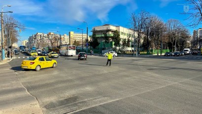CONSTANŢA: Nu merg semafoarele în intersecția bulevardului Ferdinand cu bulevardul 1 Decembrie 1918