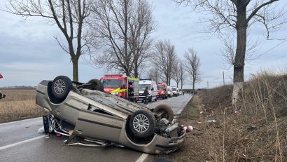 TULCEA: Accident cu 4 victime, una dintre ele încarcerată, în apropiere de Agighiol
