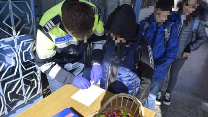 Județul CONSTANȚA: Acțiuni preventive derulate de polițiști în rândul elevilor și militarilor