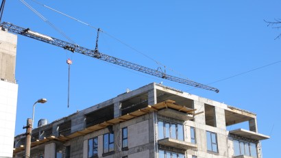 CONSTANȚA: Construcții ridicate ilegal. Investitorul este obligat să le dărâme