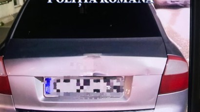 UPDATE / Un bărbat din Mihail Kogălniceanu a fost reţinut de poliţişti. Acesta nu a oprit la semnal, a abandonat maşina în care se afla şi a refuzat să fie testat cu aparatul etilotest
