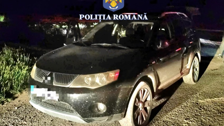 Un şofer băut şi posibil drogat care nu a oprit la semnalele poliţiştilor, prins în localitatea Satu Nou