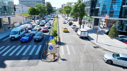 CONSTANŢA: Trafic restricţionat pe bulevardul Mamaia din cauza lucrărilor de asfaltare