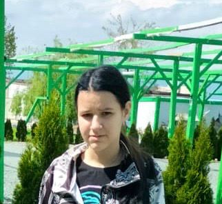 UPDATE / O minoră de 14 ani din Limanu a plecat de acasă şi nu a revenit până în prezent. Dacă aţi văzut-o, anunţaţi autorităţile