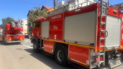 TULCEA: Un incendiu a izbucnit la Liceul Economic. Aproximativ 400 de elevi s-au autoevacuat