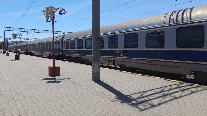 tren gara - foto - Adi Bancila
