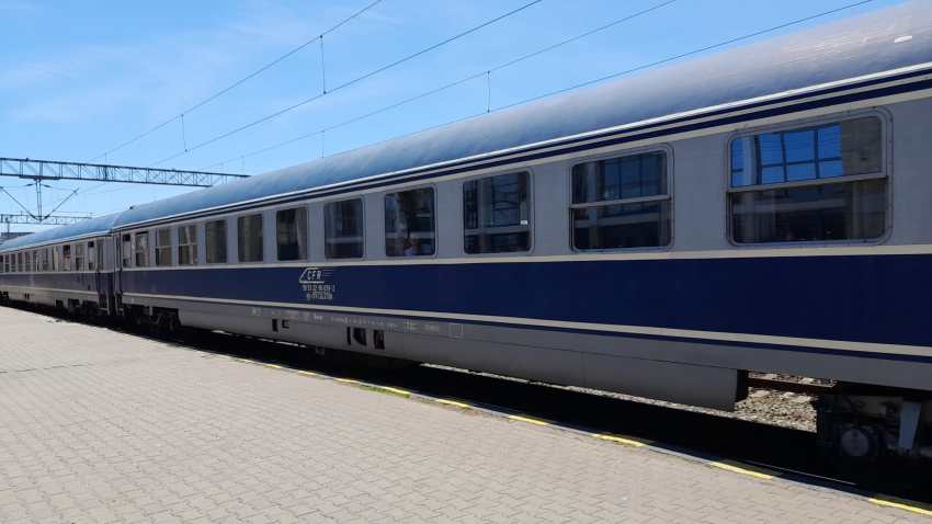 tren gara - foto - Adi Bancila