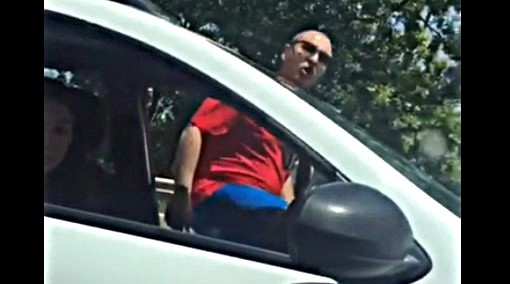 Șicanare în trafic, urmată de o altercație pe DN 39, în zona localității LAZU