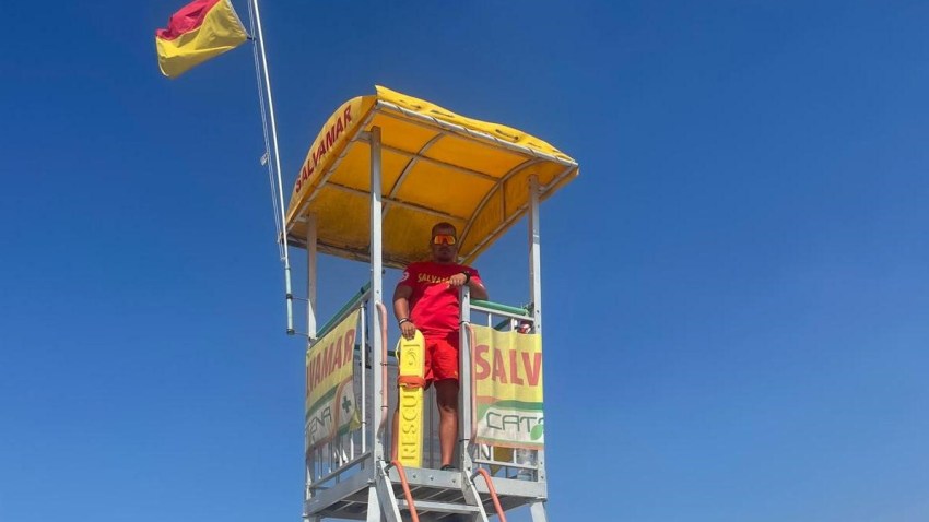 Peste 100 de salvamari supraveghează plajele din Constanța și Mamaia
