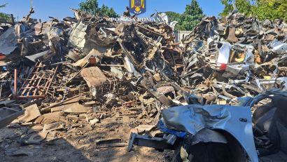 TULCEA: Tone de deşeuri feroase au fost confiscate de poliţişti