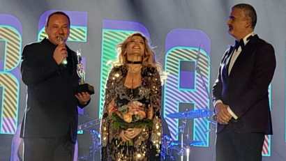 Loredana Groza a primit un premiu din partea OMD Mamaia – Constanța