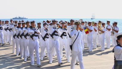 CONSTANȚA, TULCEA: „Ziua Recunoștinței”, marcată de marinarii militari