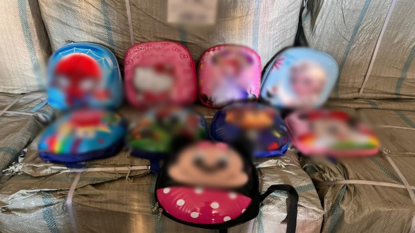 Articole contrafăcute pentru copii, descoperite de polițiștii de frontieră constănțeni
