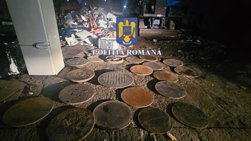 CONSTANȚA: Reținuți pentru furt calificat, după ce au sustras zeci de capace de canalizare
