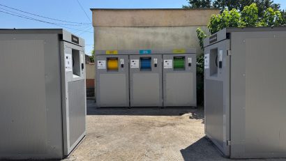 MEDGIDIA: 25 de insule ecologice cu câte cinci containere destinate colectării selective a deșeurilor