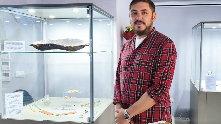 Piesa de Patrimoniu | Amuletă rară, din cărbune dur, descoperită într-un mormânt de copil din anticul Tomis Piesa de Patrimoniu | Amuletă rară, din cărbune dur, descoperită într-un mormânt de copil din anticul Tomis