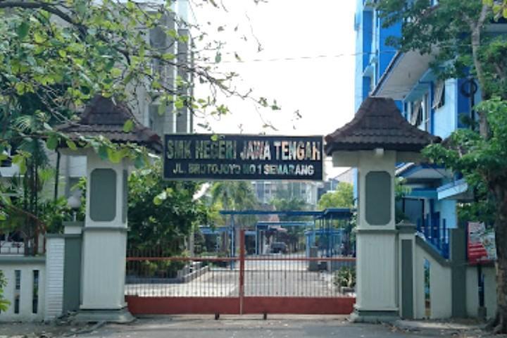 · jalan pandanaran 115 is 173 meters away, 3 min walk. Smk Negeri Jateng Tampung 264 Siswa Tak Mampu Radio Idola Semarang