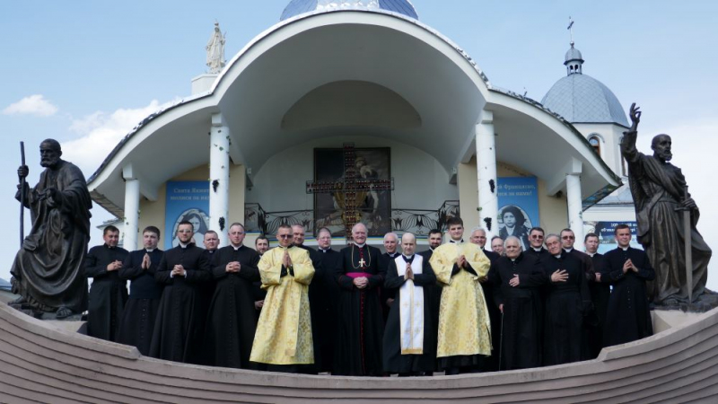 Wakanda forever,” the new “legally blonde” and tom cruise in “top gun: Exclusive Interview With Father Bogdan Vytrykush A Ukrainian Catholic Priest Loyal To The Tradition Radio Spada