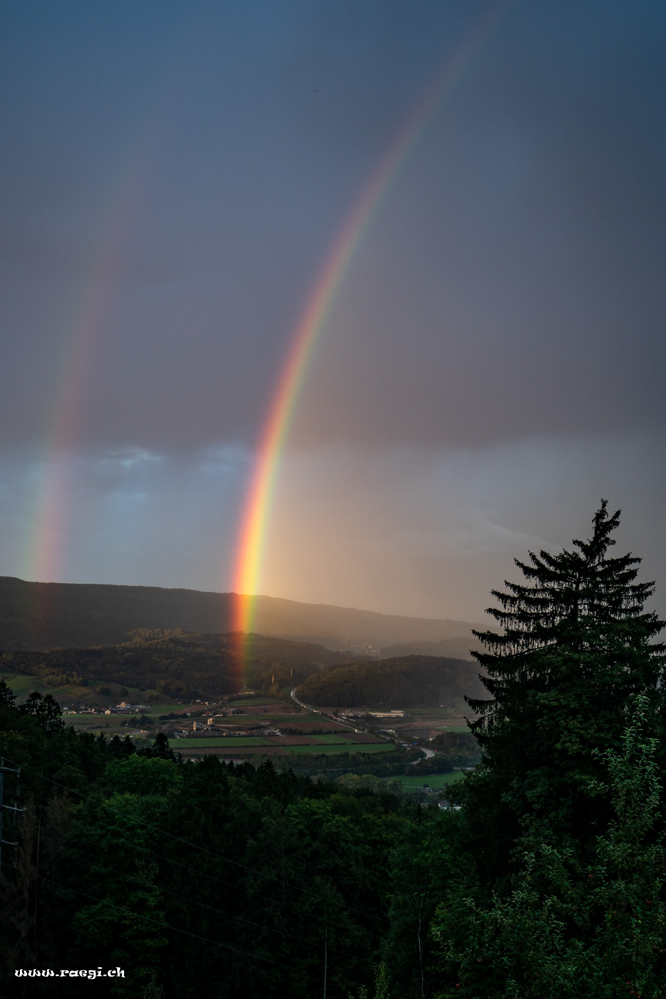 Somewhere over the rainbow