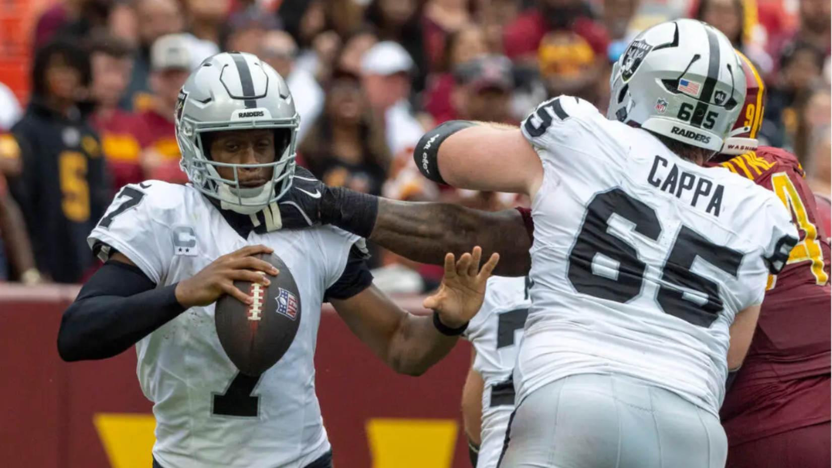 Former O-Lineman Offers Take on the Raiders' Early-Season