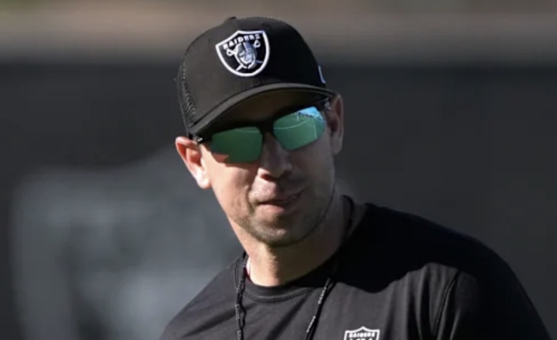 Raiders HC Klint Kubiak
