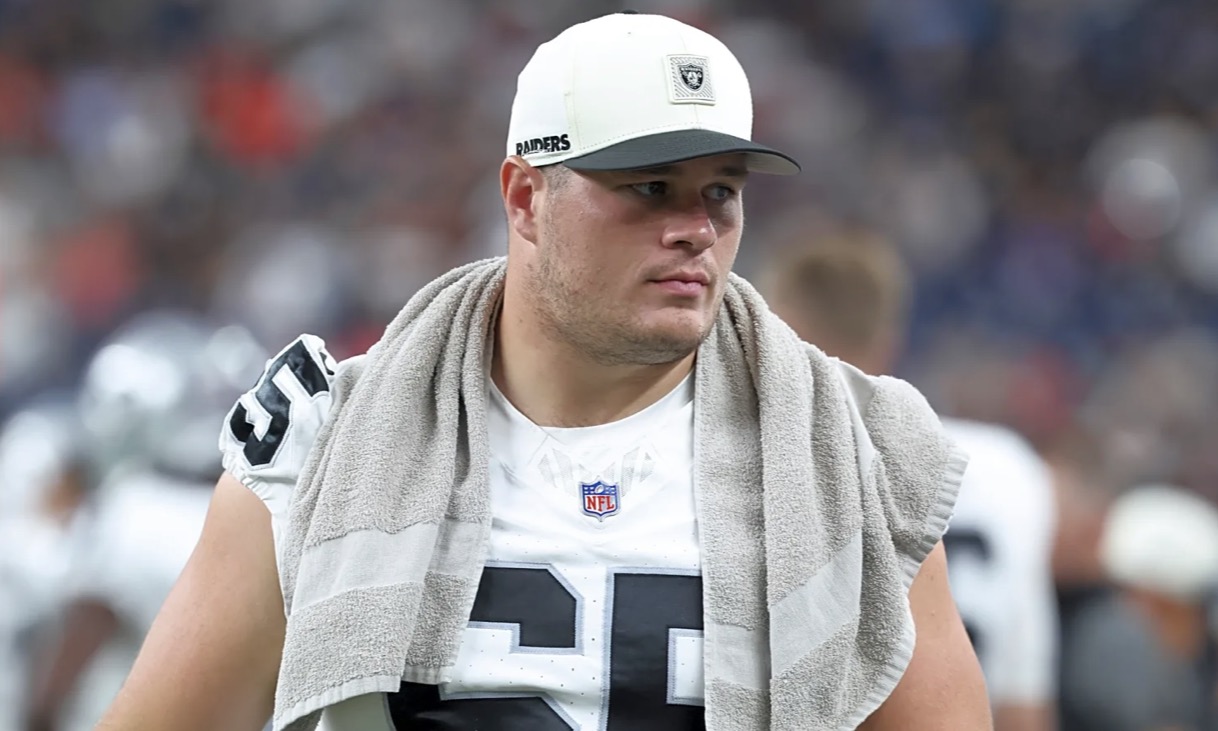 
		Comment on Do the Raiders have a Problem… at Center? by OakTownRayda		