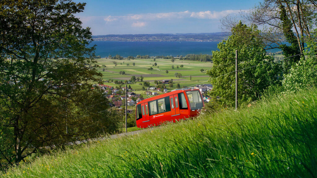 Stadler to Build World’s First Fully Automated Overland Adhesion/Rack