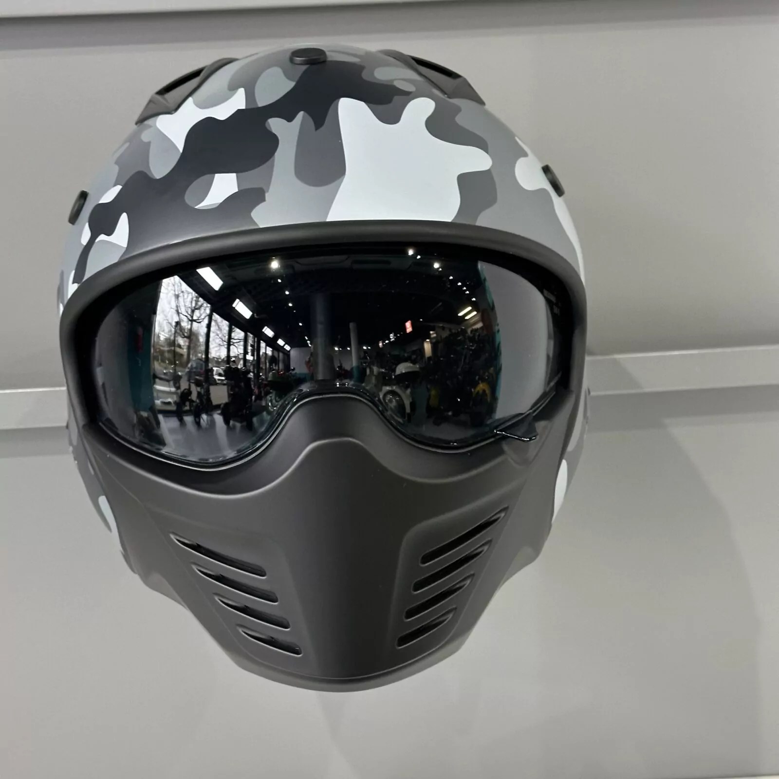 Vito Bruzano Camo
