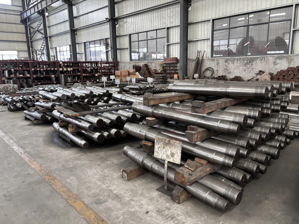 An article enables you to have a comprehensive understanding of Raymond Bowl Mill 17 vertical center shaft for raymond mill