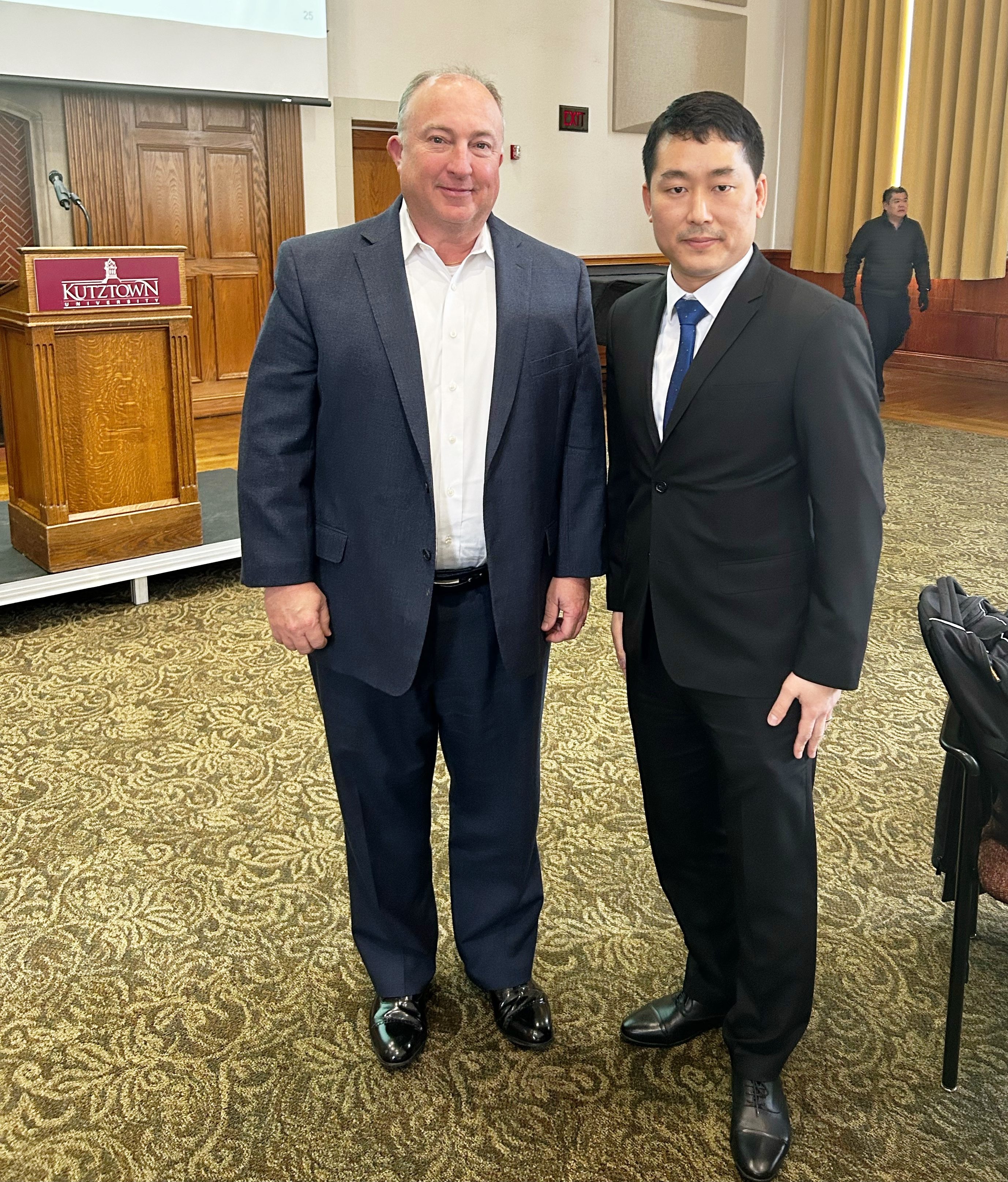 The Northeast Berks Chamber of Commerce 2024 economic forecast presentation was once again sponsored by Fleetwood Bank. Left, Tim Snyder, president and CEO of Fleetwood Bank, is pictured with Ryotaro Tashiro, a senior outreach economist for the Federal Reserve Bank of Philadelphia. (Photo courtesy of Northeast Berks Chamber)