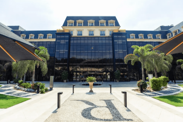 Hundreds of Hamas terrorists reportedly basking in luxury at swanky 5-star Egyptian hotel