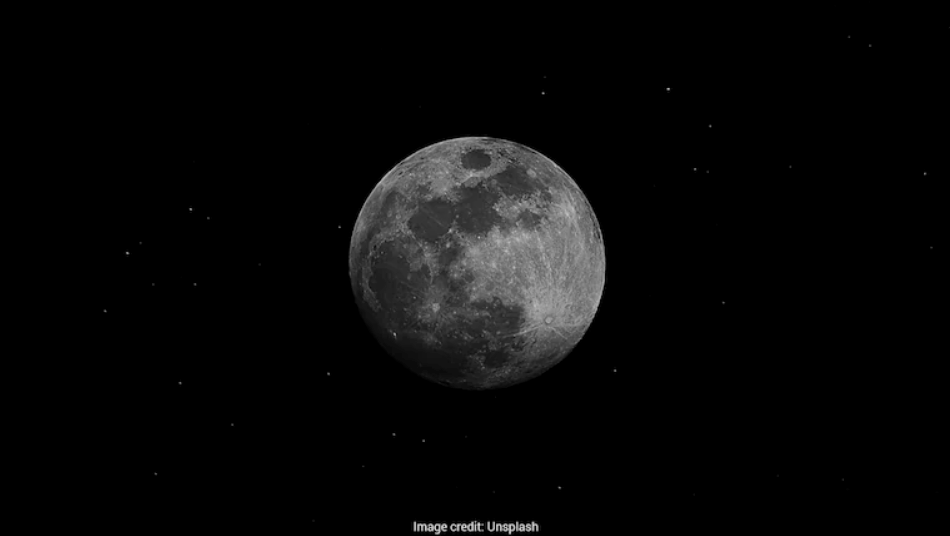 NASA Plans Permanent Base On Moon, Paving The Way For Future Mars Missions