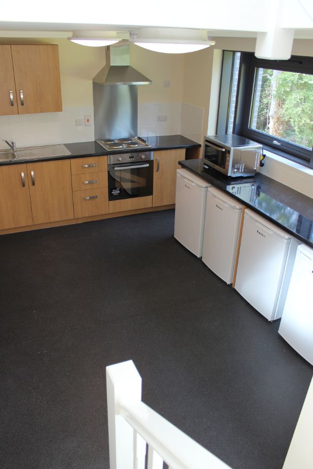 Accommodation Platt Halls Reaseheath College - Dark Background Collection - Desktop Quality