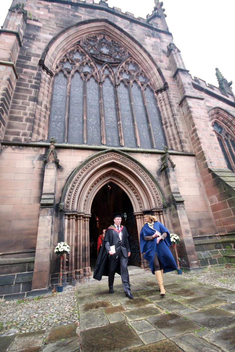 He Graduation 7 Reaseheath College - Dark Pictures - Elegant 8K Collection