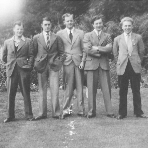 Reaseheath College Employees Location Alumni Linkedin - Gorgeous 4K Abstract Pictures | Free Download