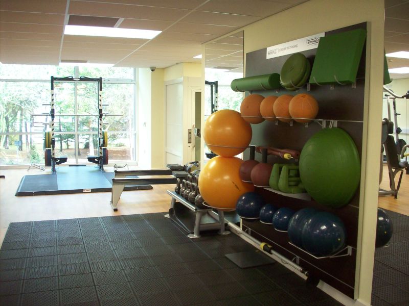 Students Our Onsite Gym Is Now Reaseheath College - Gradient Pictures - Professional High Resolution Collection