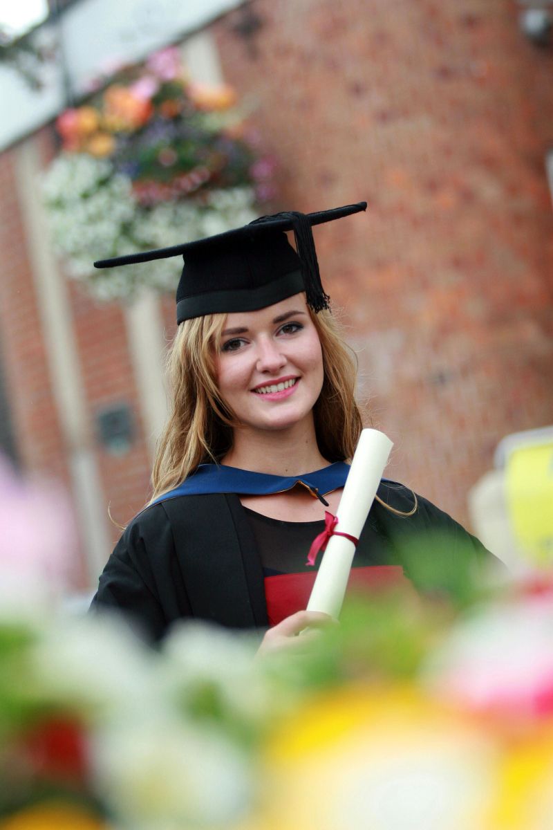 Bsc Hons Equine Science Graduates Reaseheath College - Artistic Ocean Wallpaper - Full HD