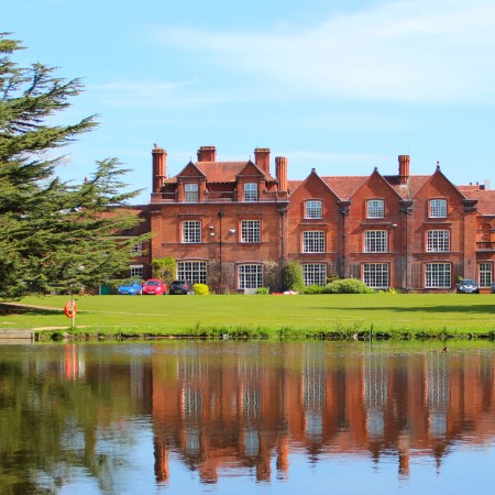 Reaseheath College Commended By Ofsted For Student Success Reaseheath College - Colorful Background Collection - 4K Quality