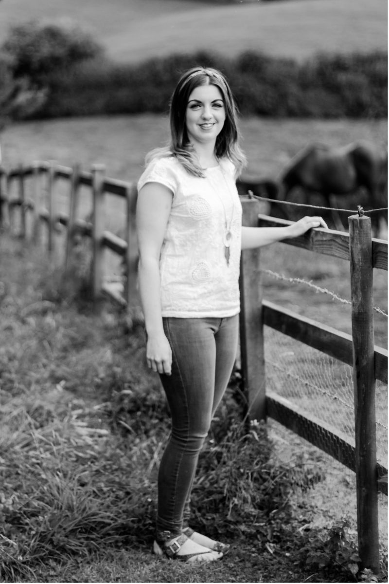 Business Flourishes For Former Floristry Student Reaseheath College - Premium Ocean Background Gallery - Mobile