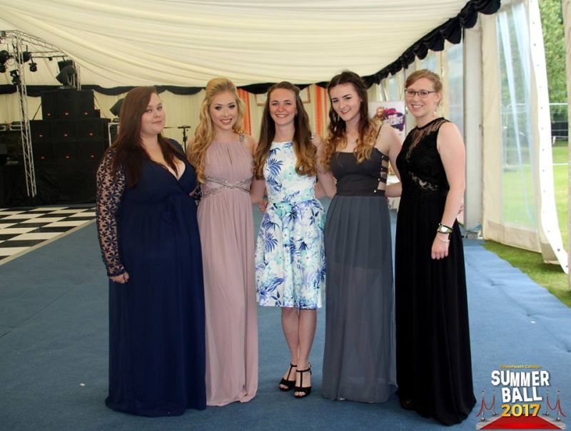 Student Life Evening Entertainment 1 Reaseheath College - Minimal Backgrounds - Modern HD Collection