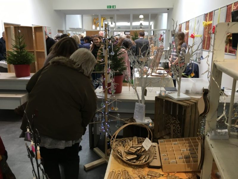 Christmas Market Brings Festive Cheer Reaseheath College - Download Ultra HD Abstract Pattern | High Resolution