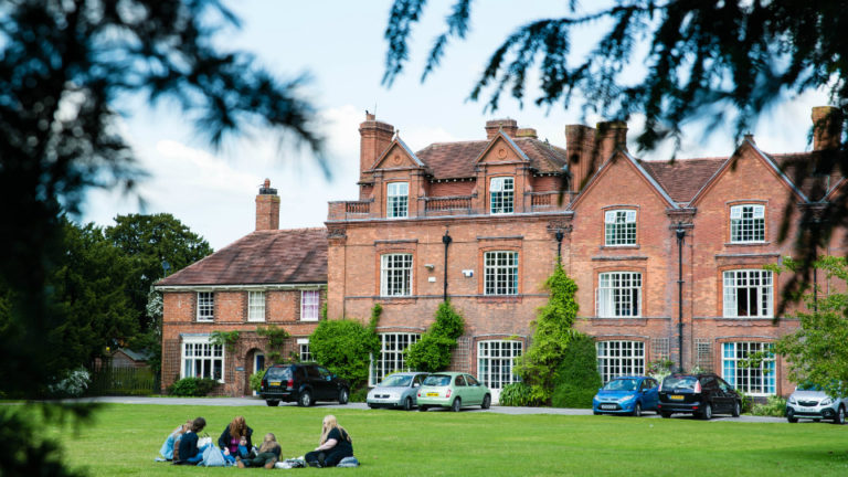 Reaseheath Hall And Lake Reaseheath College - 4K Colorful Photos for Desktop