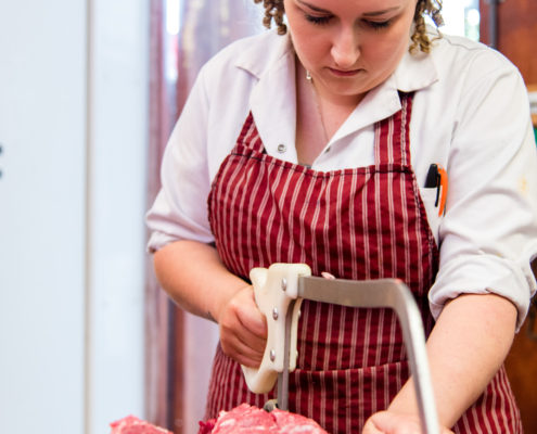 Butchery Apprentice Lucy Sets The Highest Standard Reaseheath College - Premium Nature Illustration Gallery - Retina